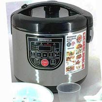Фото товару Мультиварка GRUNHELM MC -37S, 5 л, чорна, 900 W