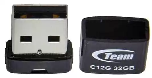 Флешка 32 Гб USB 2.0 Team Group C12G чорна - зображення 5