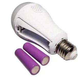 Фото товару Акумуляторна ЛЕД лампа 20 Вт, Е27, 2 акумулятори 18650